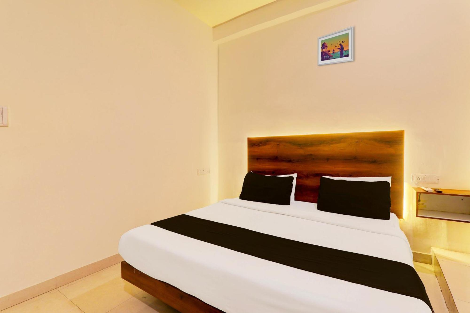 Hotel O Sr Grand Gorakhpur Exterior foto