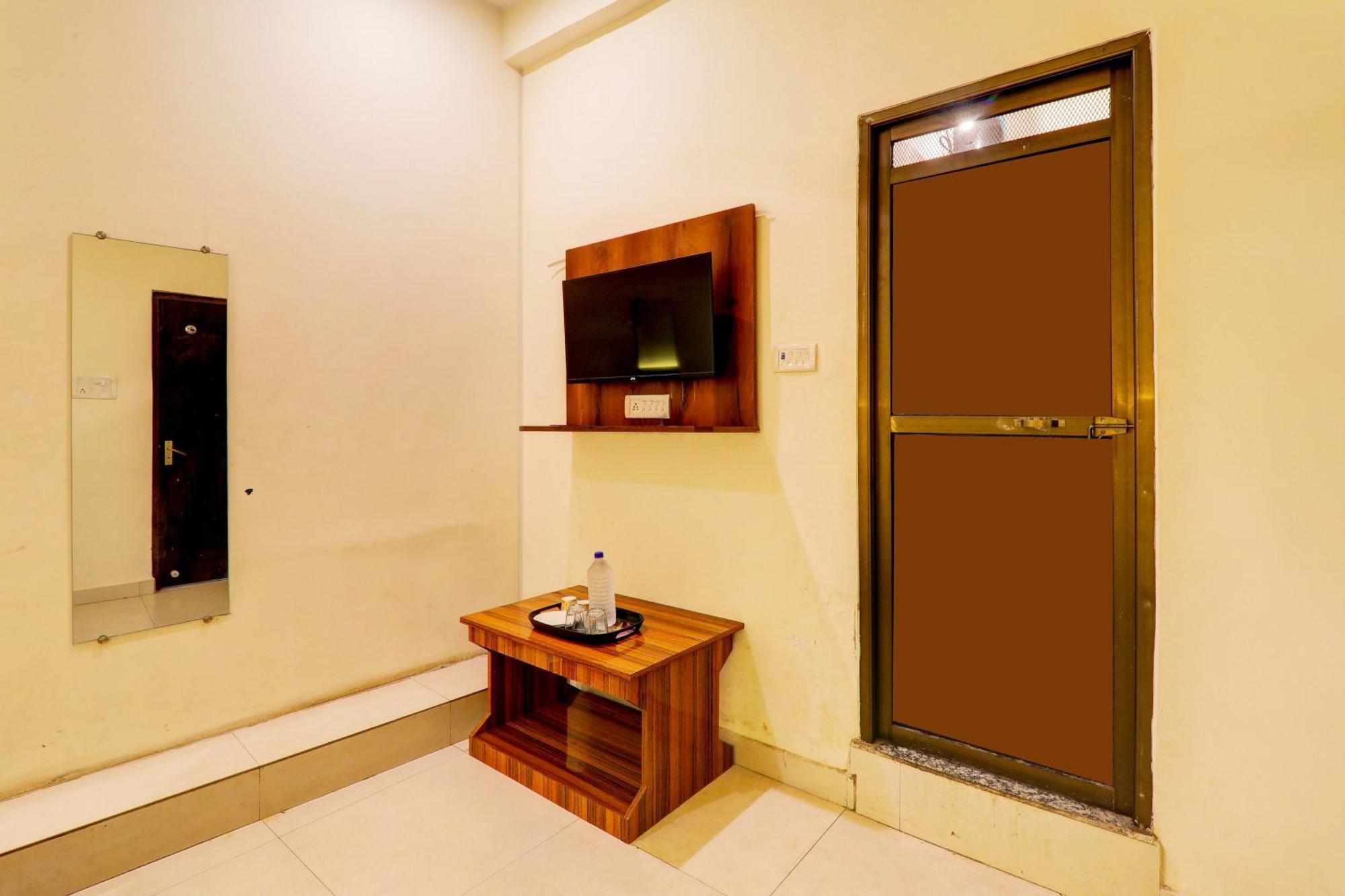 Hotel O Sr Grand Gorakhpur Exterior foto